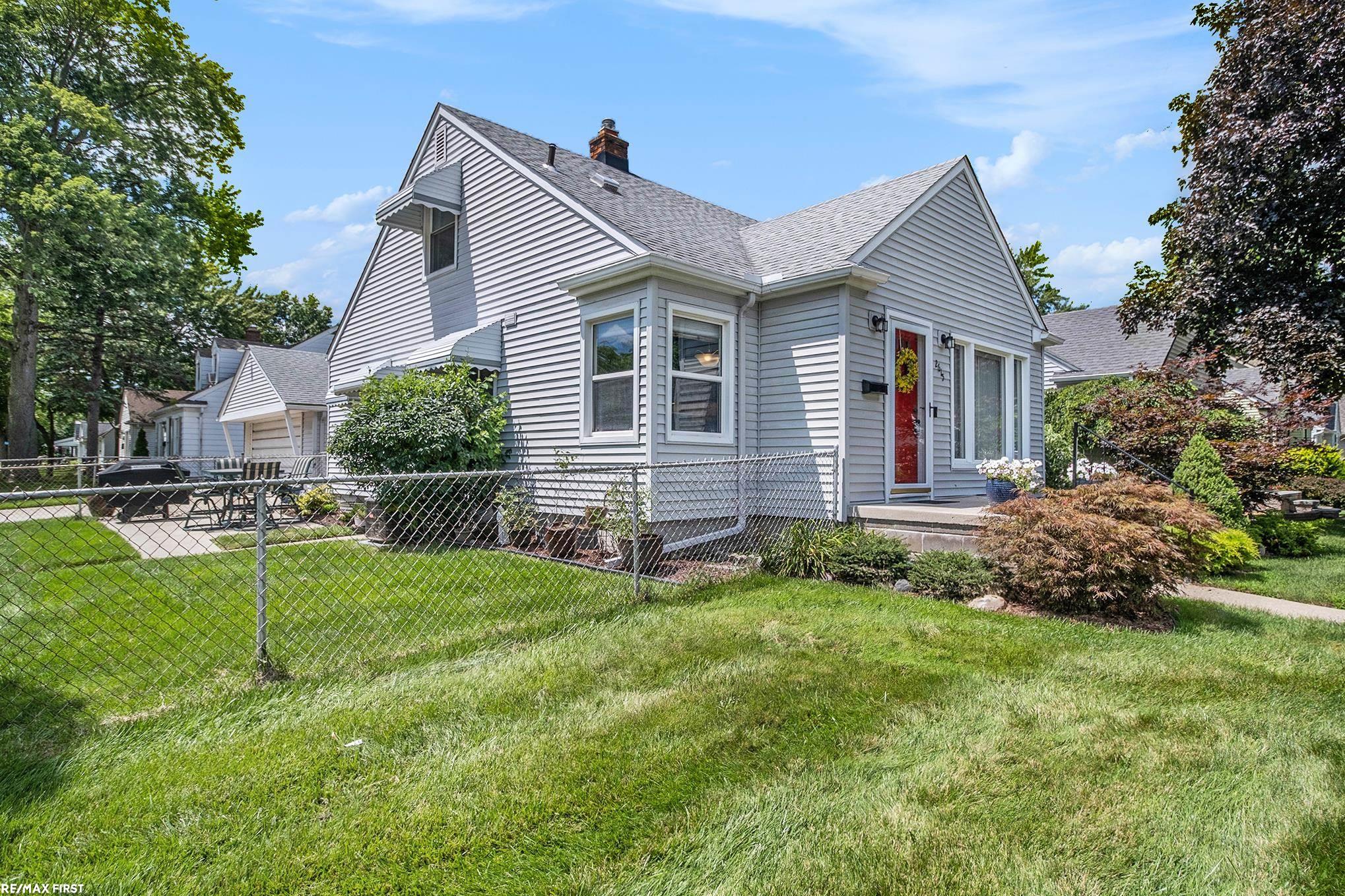 2615 Wakefield Road Berkley, MI 48072 - Photo 28 of 29 50149765-9b58d49a-bc35-412f-a54b-01bcb33f7e47.JPG