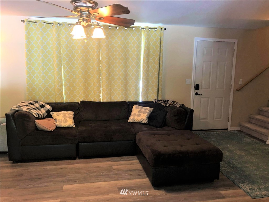 221 East Leffler Loop Road Grapeview, WA 98546 - Photo 4 of 26 Gallery Image 4