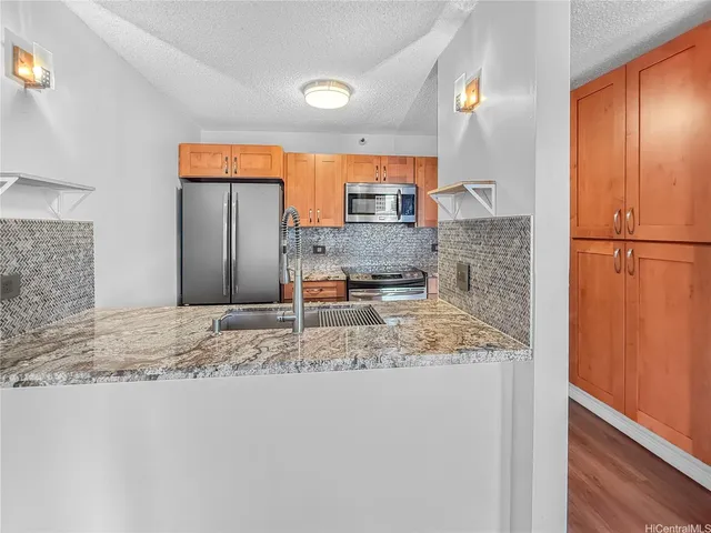 $505,000 | 60 North Beretania Street, Unit 1210, Honolulu, HI 96817