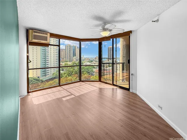 $505,000 | 60 North Beretania Street, Unit 1210, Honolulu, HI 96817