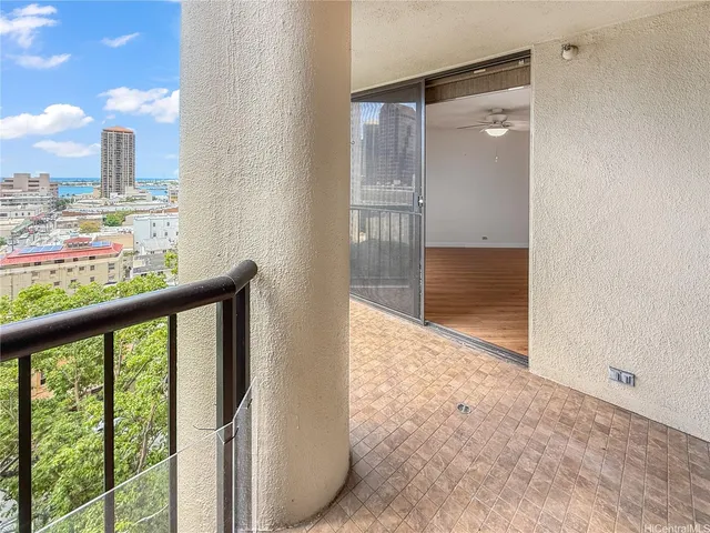 $505,000 | 60 North Beretania Street, Unit 1210, Honolulu, HI 96817
