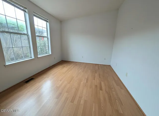 $250,000 | 31 Via Paloma, Unit 31, Camarillo, CA 93012