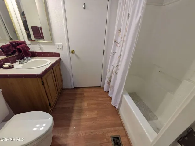 $250,000 | 31 Via Paloma, Unit 31, Camarillo, CA 93012