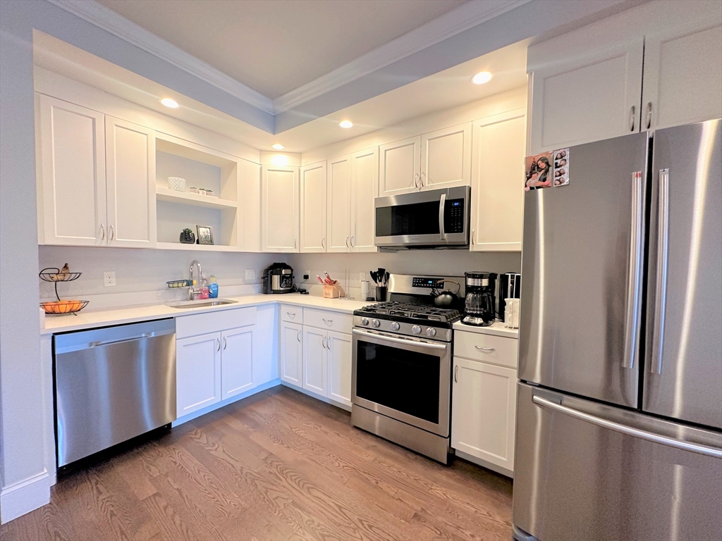 371 Main Street, Unit 4 Woburn, MA 01801 - Photo 2 of 12