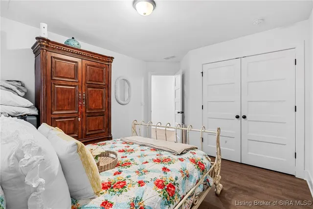 $305,000 | 6119 Deer Trce Court, Georgetown, IN 47122