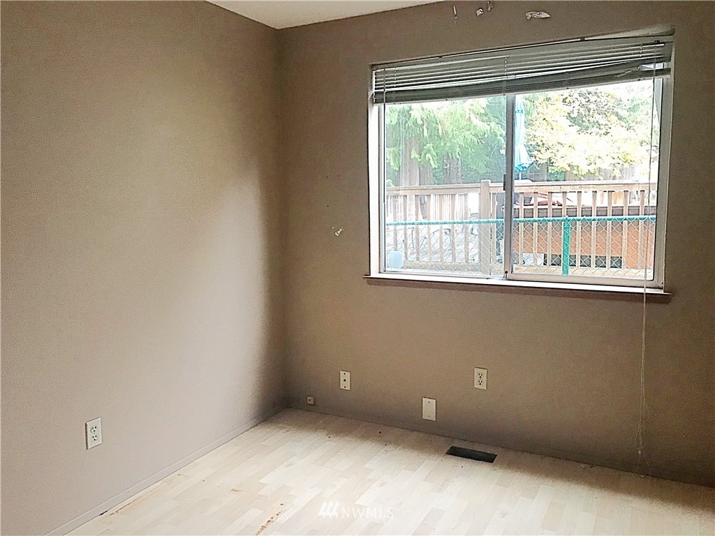 3562 Ridgetop Court Northeast Bremerton, WA 98310 - Photo 14 of 23 Gallery Image 14