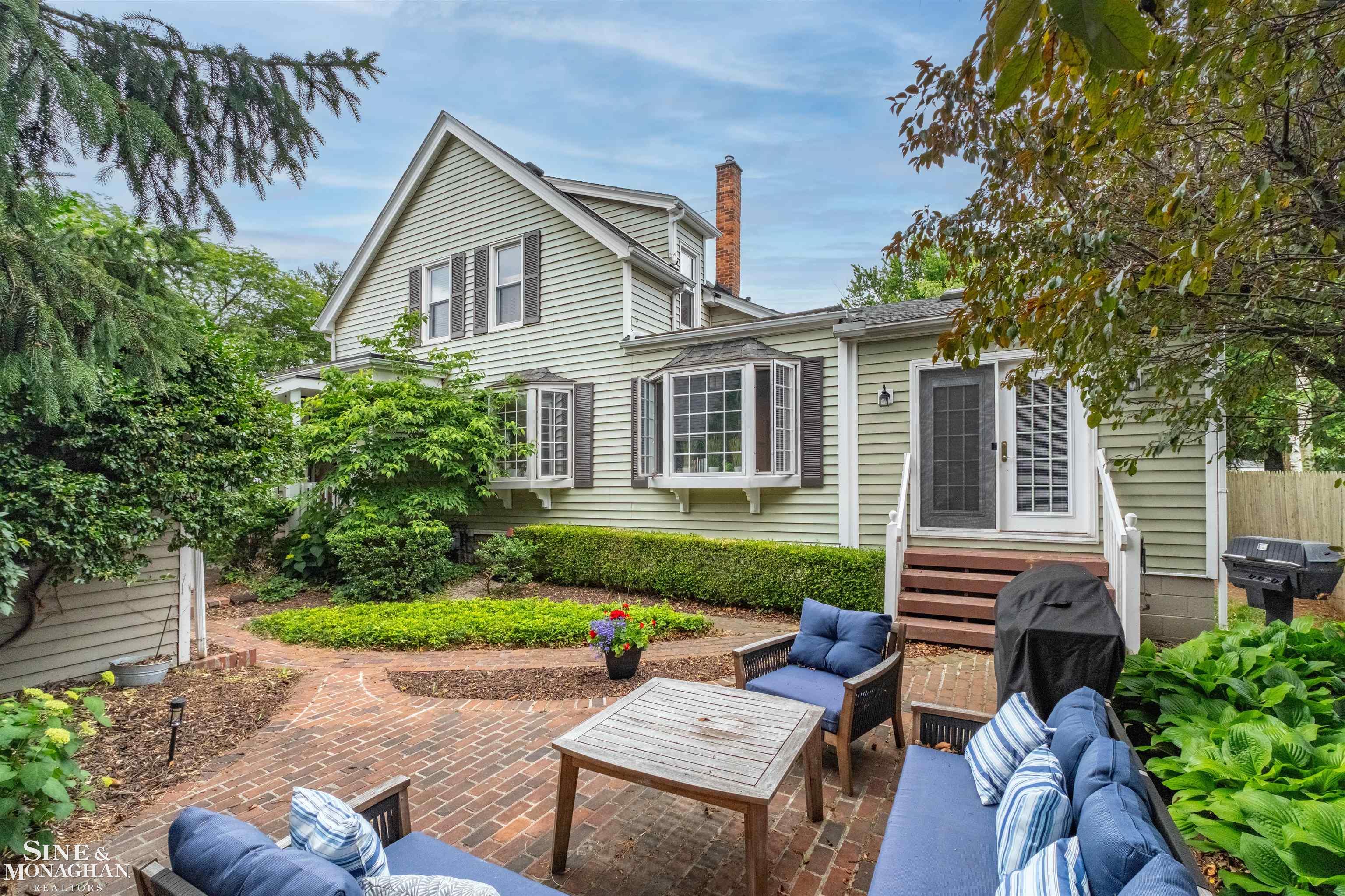 357 Roosevelt Place Grosse Pointe, MI 48230 - Photo 47 of 52