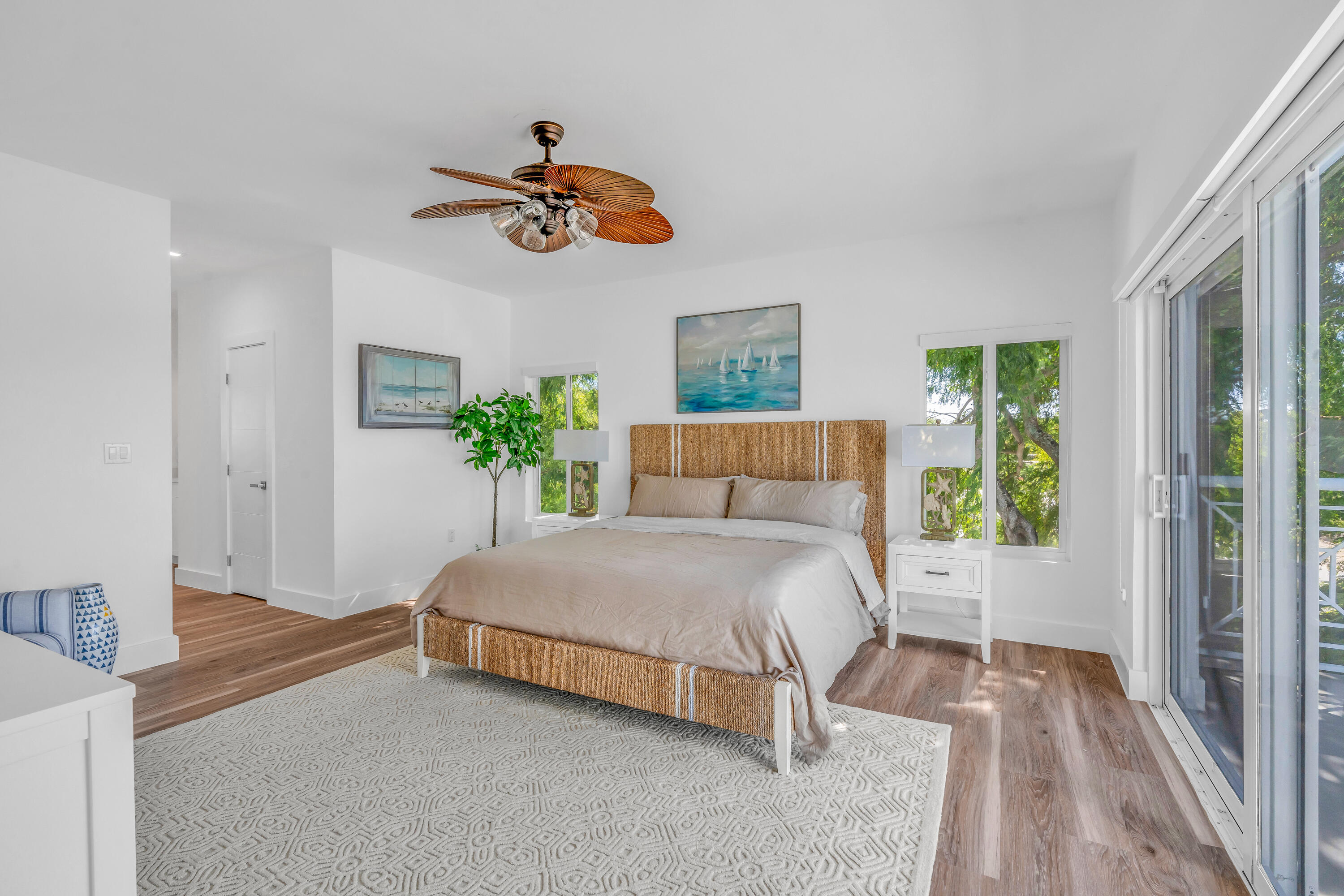 229 Upper Matecumbe Road Key Largo, FL 33037 - Photo 19 of 77 a bedroom with a bed and window
