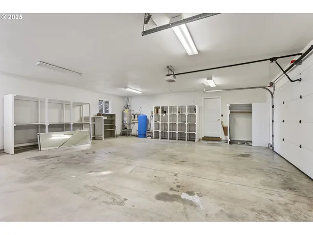 $629,900 | 10235 Southeast 252nd Drive, Damascus, OR 97089