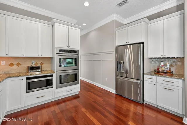 $1,299,000 | 301 Saratoga Drive, Satsuma, FL 32189