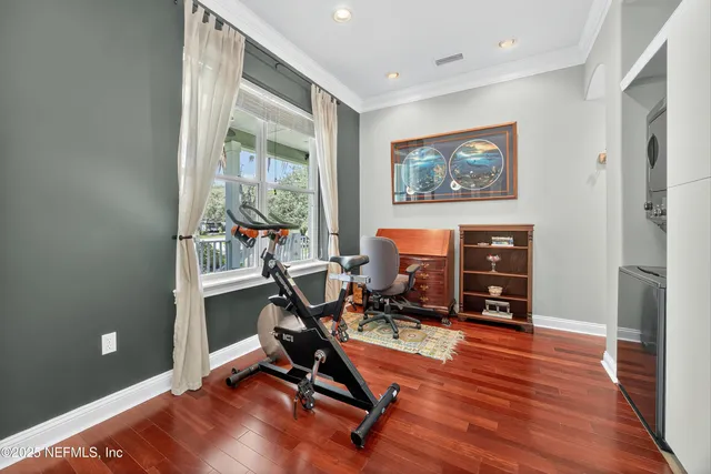 $1,299,000 | 301 Saratoga Drive, Satsuma, FL 32189