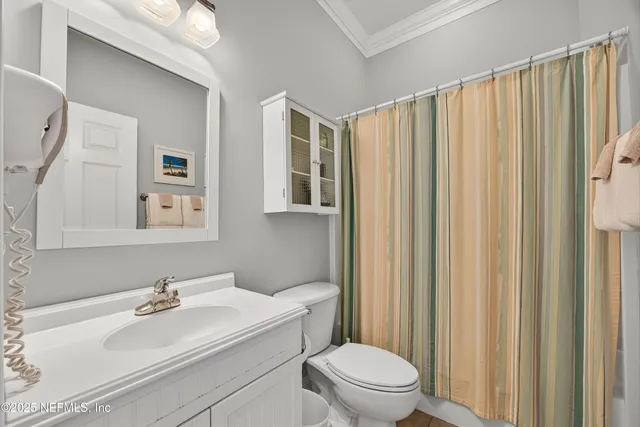 $1,299,000 | 301 Saratoga Drive, Satsuma, FL 32189