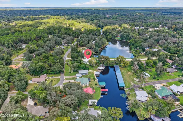 $1,299,000 | 301 Saratoga Drive, Satsuma, FL 32189