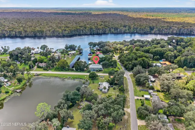 $1,299,000 | 301 Saratoga Drive, Satsuma, FL 32189