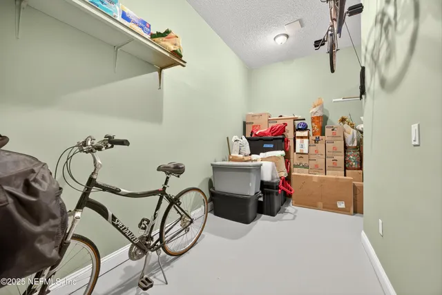 $1,299,000 | 301 Saratoga Drive, Satsuma, FL 32189