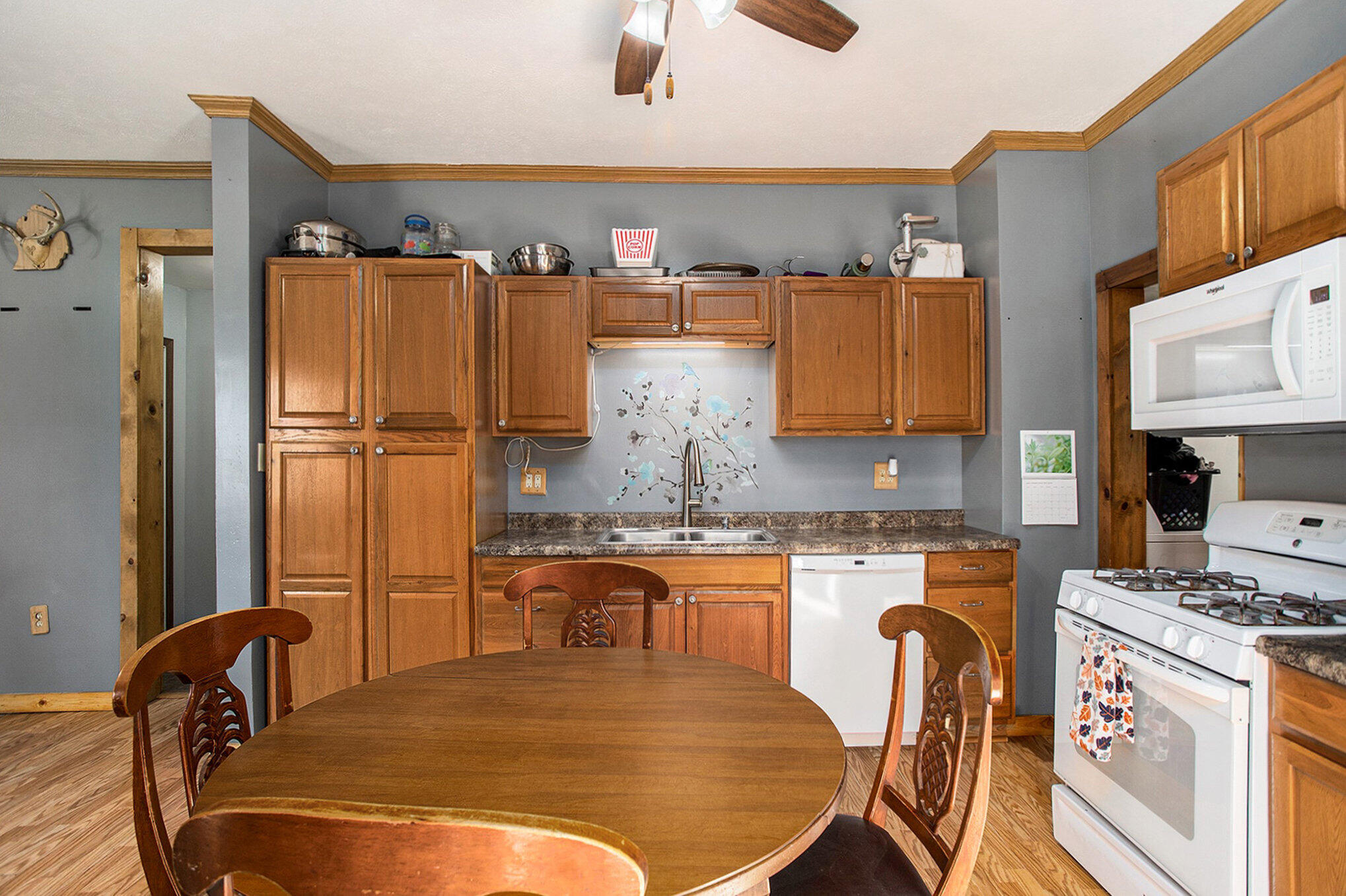 143 Rook Street Battle Creek, MI 49014 - Photo 8 of 26 Kitchen