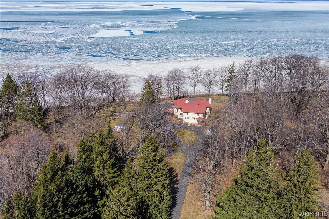 6970 Lake Shore Road Evans, NY 14047 - Photo 4 of 50