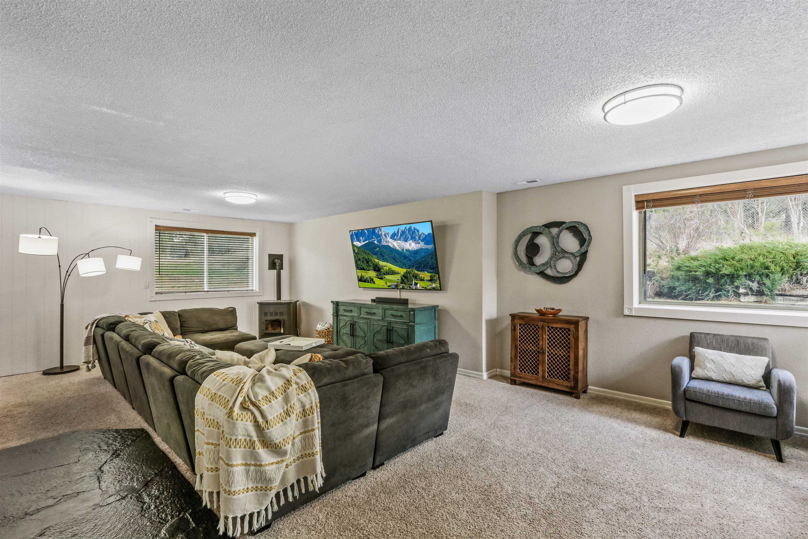 216 West Fleming Avenue Colbert, WA 99005 - Photo 12 of 40