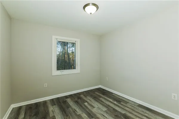 $1,300 | 166 Anderson Avenue Northwest, Unit B11, Atlanta, GA 30314