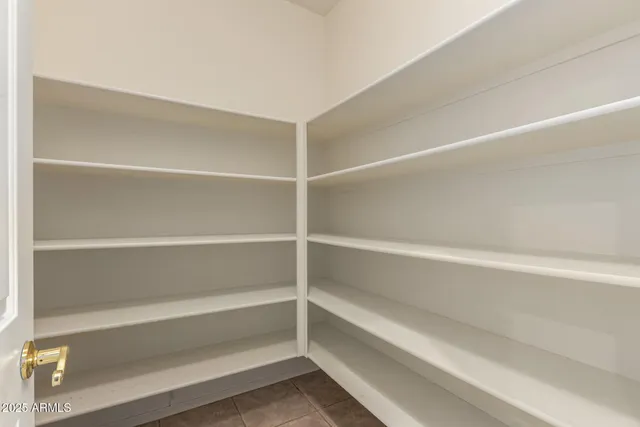 $3,075 | 6018 West Dnp Armls-4694 Lane, Glendale, AZ 85308