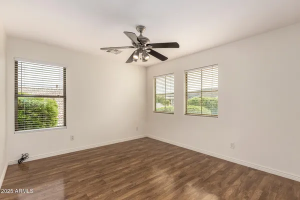 $3,075 | 6018 West Dnp Armls-4694 Lane, Glendale, AZ 85308