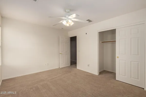 $3,075 | 6018 West Dnp Armls-4694 Lane, Glendale, AZ 85308