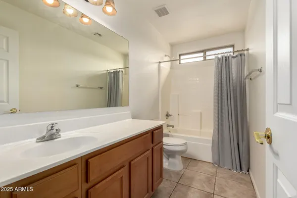 $3,075 | 6018 West Dnp Armls-4694 Lane, Glendale, AZ 85308