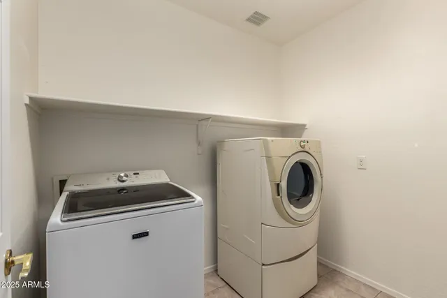 $3,075 | 6018 West Dnp Armls-4694 Lane, Glendale, AZ 85308