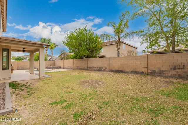 $3,075 | 6018 West Dnp Armls-4694 Lane, Glendale, AZ 85308