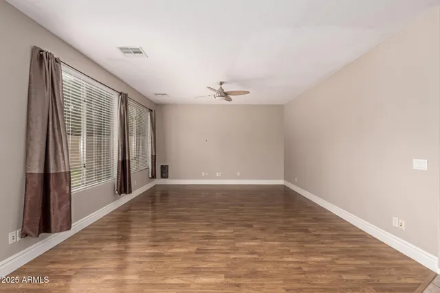 $3,075 | 6018 West Dnp Armls-4694 Lane, Glendale, AZ 85308