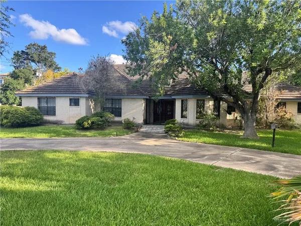 $650,000 | 608 East Jackson Avenue, McAllen, TX 78501
