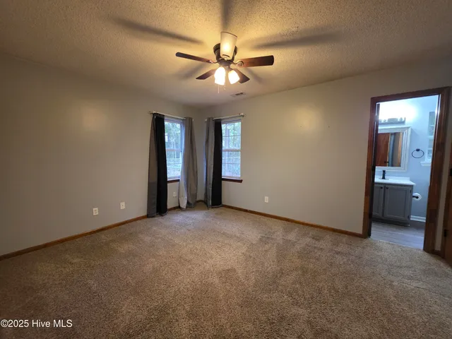 $1,450 | 501 Greenleaf Court, Jacksonville, NC 28540