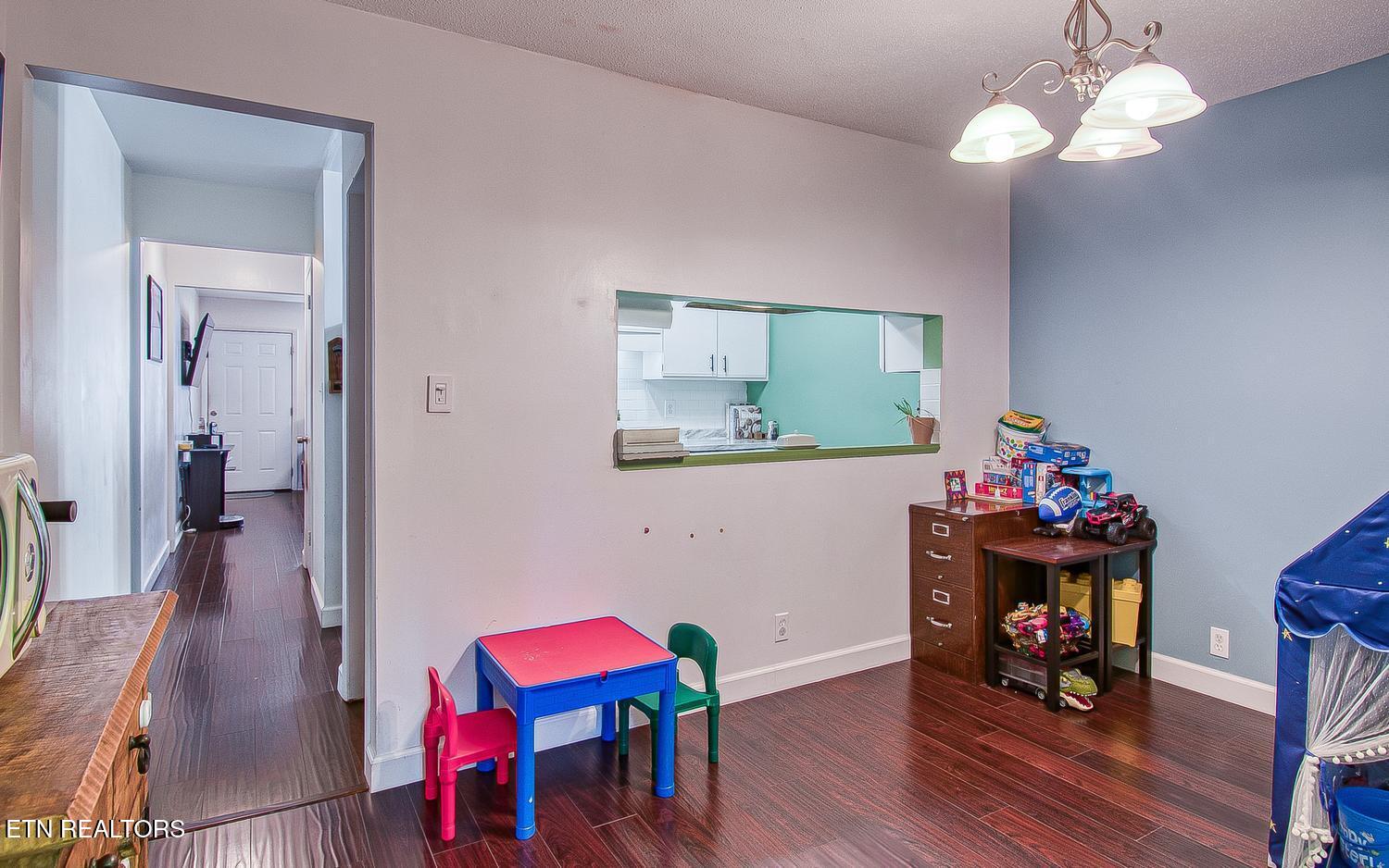 2705 Sood Road, Unit B Knoxville, TN 37921 - Photo 12 of 18 012-013-DSC 7822-1500x938