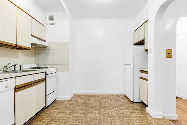 $345,000 | 63-60 102nd Street, Unit C4 | Rego Park