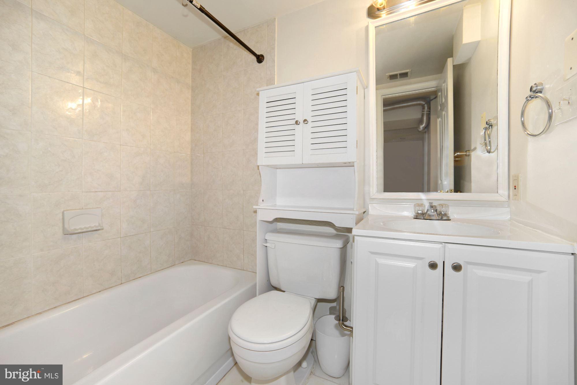 1715 Swann Street Northwest, Unit 2 Washington, DC 20009 - Photo 22 of 22