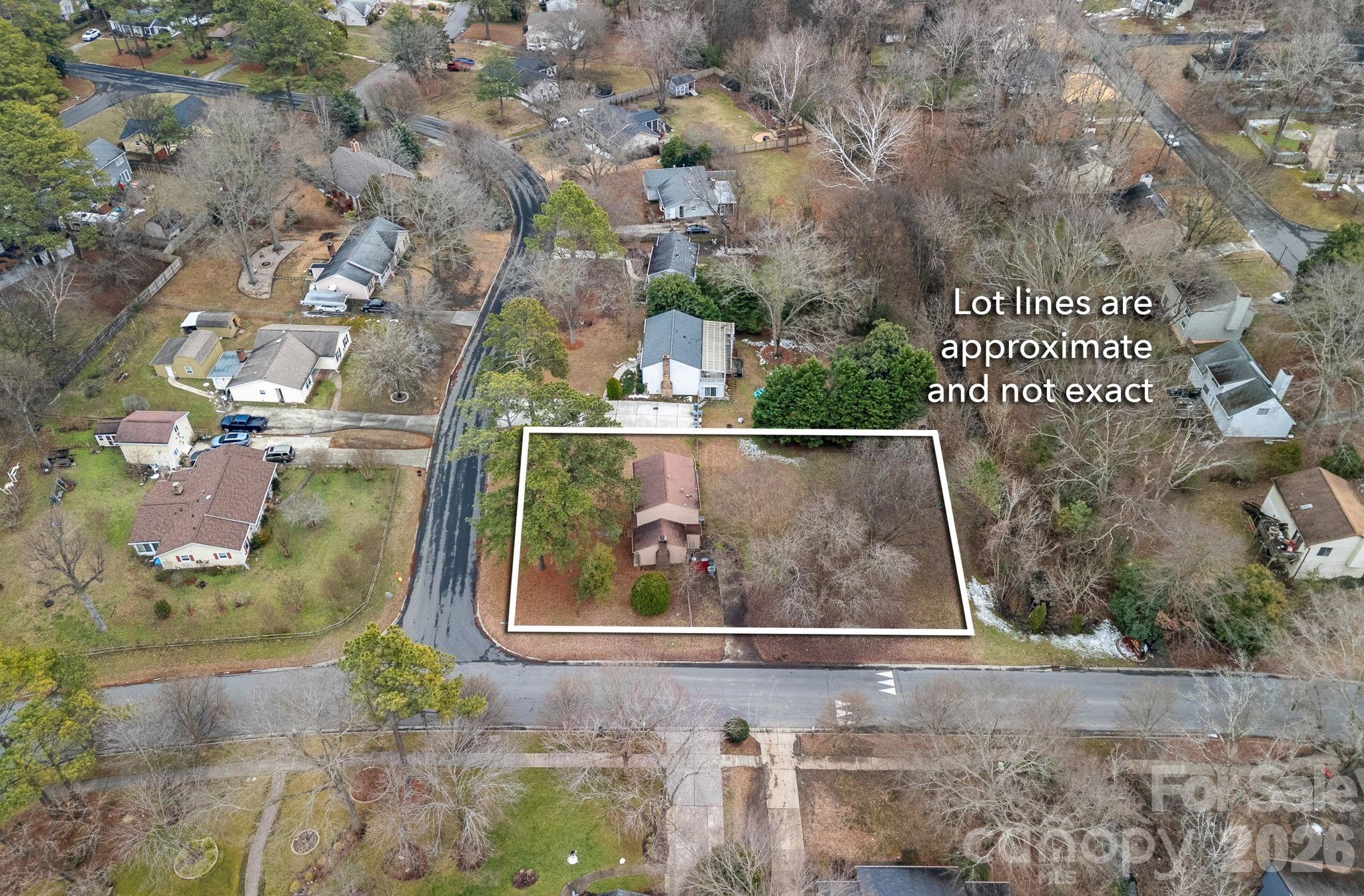 10941 Flat Iron Road Charlotte, NC 28226 - Photo 2 of 27