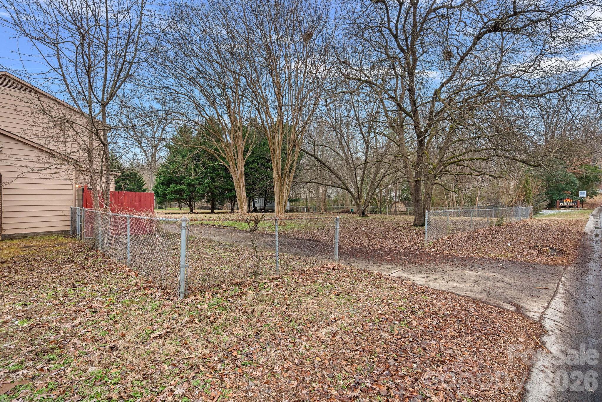 10941 Flat Iron Road Charlotte, NC 28226 - Photo 21 of 27