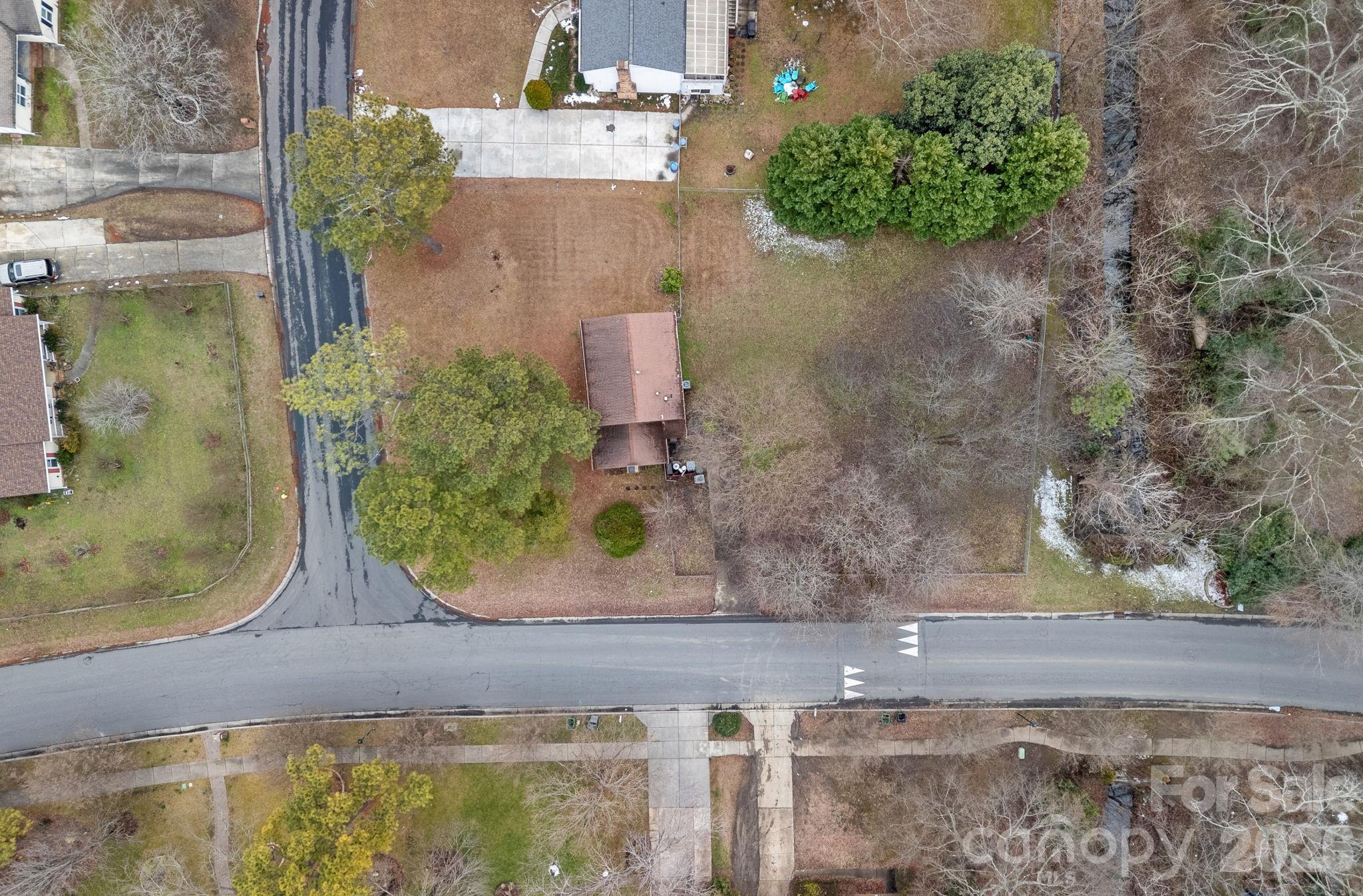 10941 Flat Iron Road Charlotte, NC 28226 - Photo 3 of 27