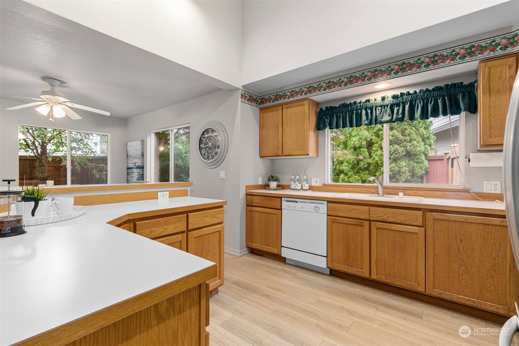 18728 20th Drive Southeast Bothell, WA 98012 - Photo 13 of 39