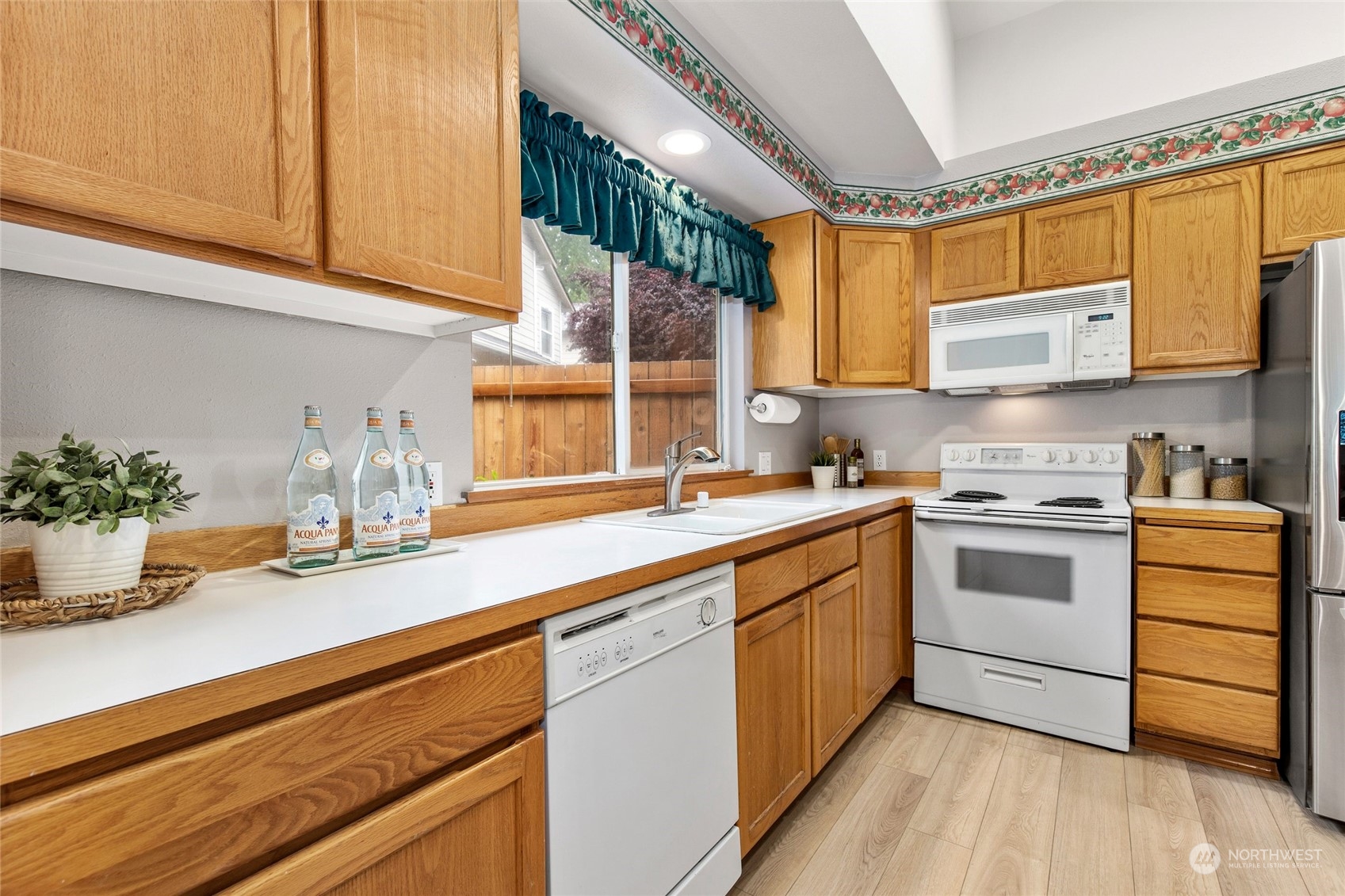 18728 20th Drive Southeast Bothell, WA 98012 - Photo 15 of 39