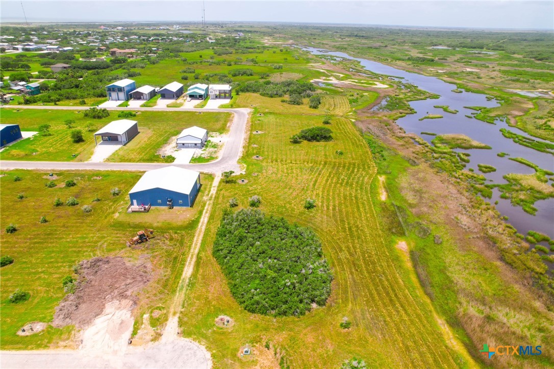 10 Boca Grande Loop Port O'Connor, TX 77982 - Photo 11 of 45 a view of an ocean view