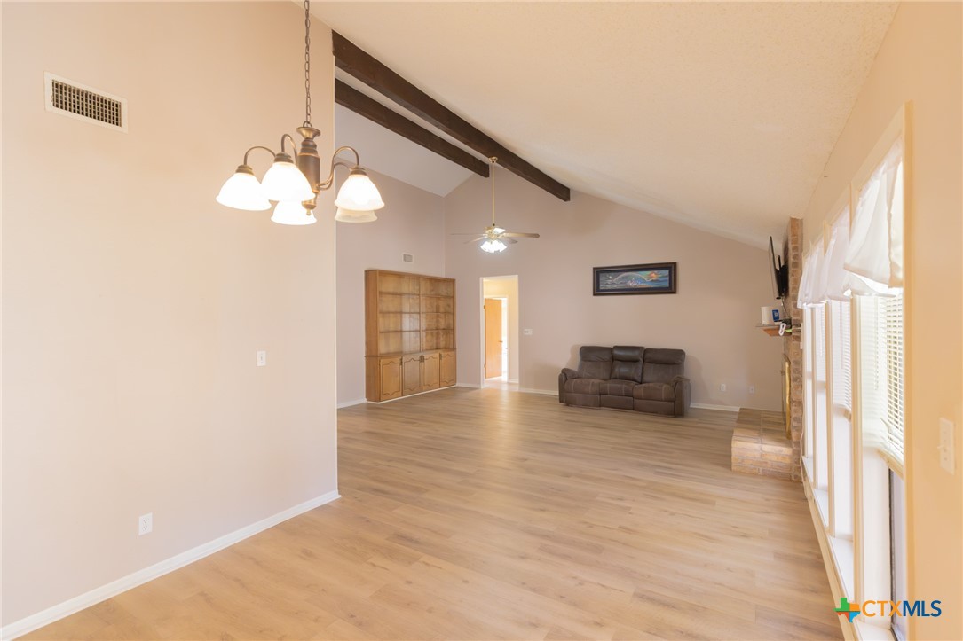410 Paisano Drive Victoria, TX 77904 - Photo 10 of 26 Gallery Image 10