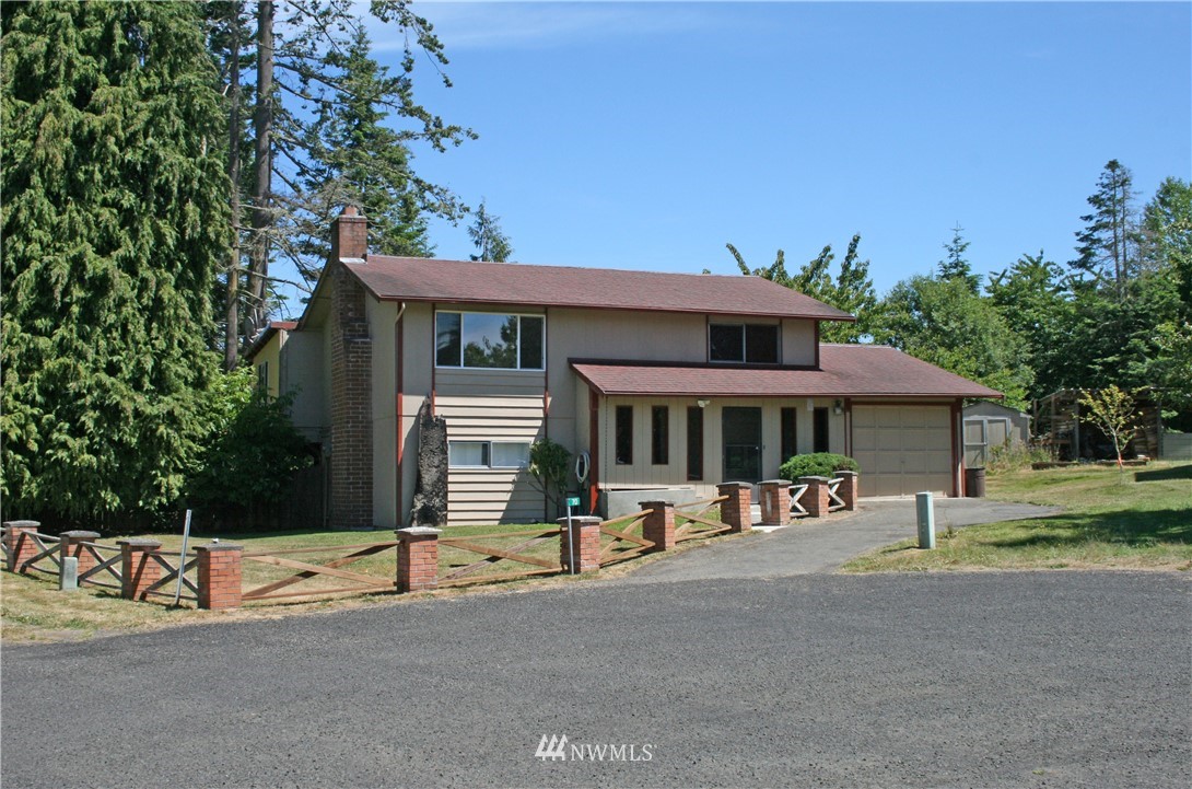 70 Whispering Firs Road Port Angeles, WA 98363 - Photo 2 of 38 Gallery Image 2