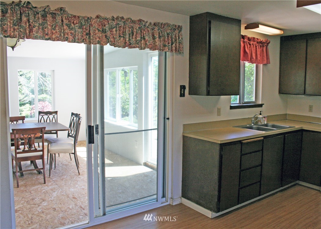 70 Whispering Firs Road Port Angeles, WA 98363 - Photo 12 of 38 Gallery Image 12