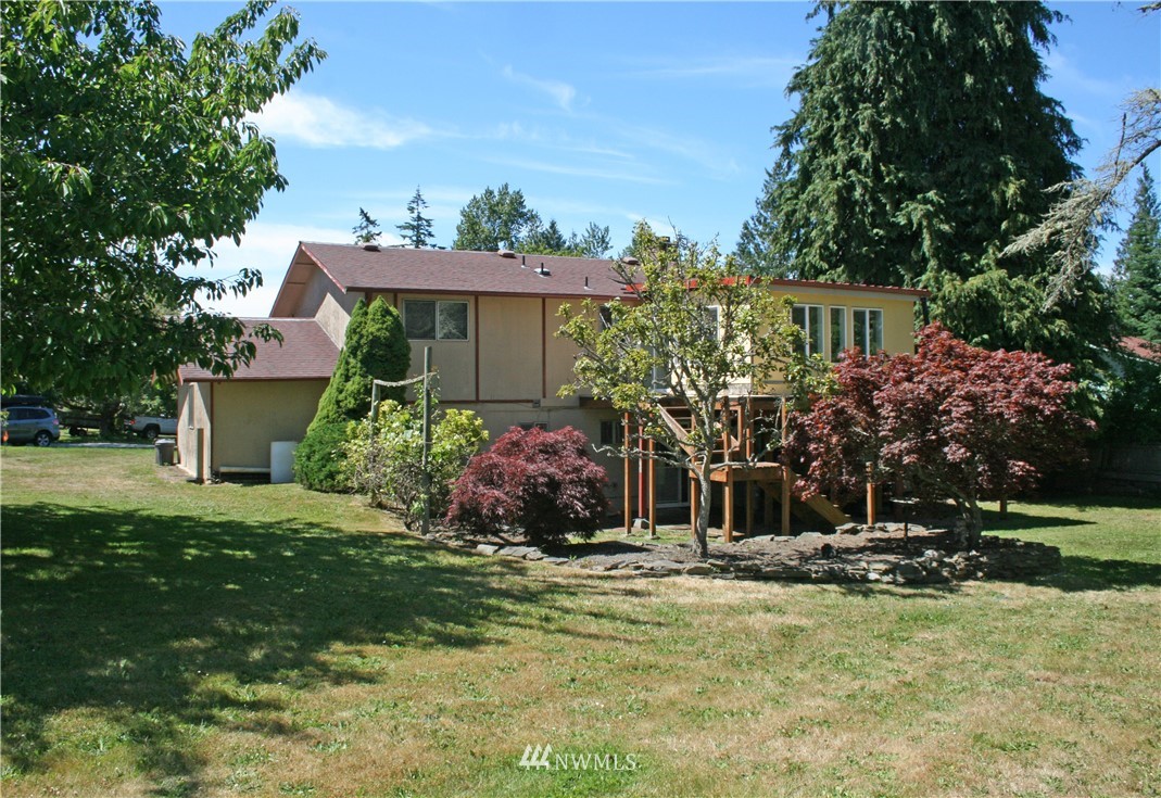 70 Whispering Firs Road Port Angeles, WA 98363 - Photo 3 of 38 Gallery Image 3