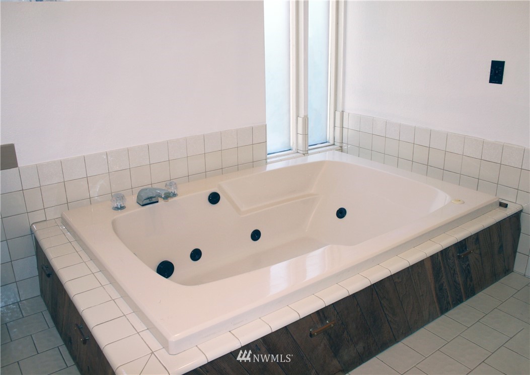 70 Whispering Firs Road Port Angeles, WA 98363 - Photo 27 of 38 Gallery Image 27