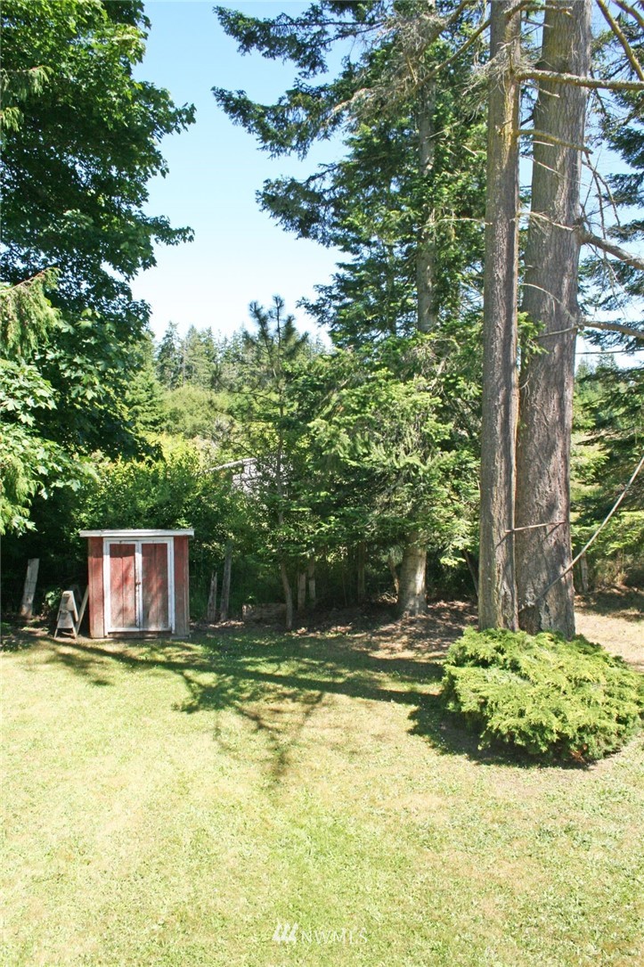 70 Whispering Firs Road Port Angeles, WA 98363 - Photo 5 of 38 Gallery Image 5