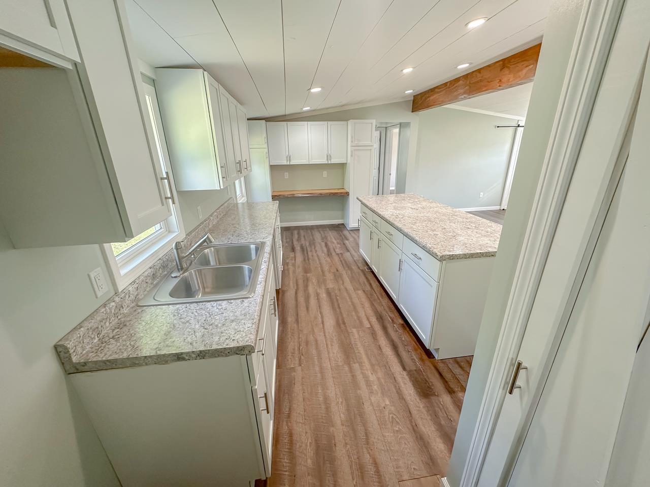 5664 North County Line Road Coleman, MI 48618 - Photo 10 of 32