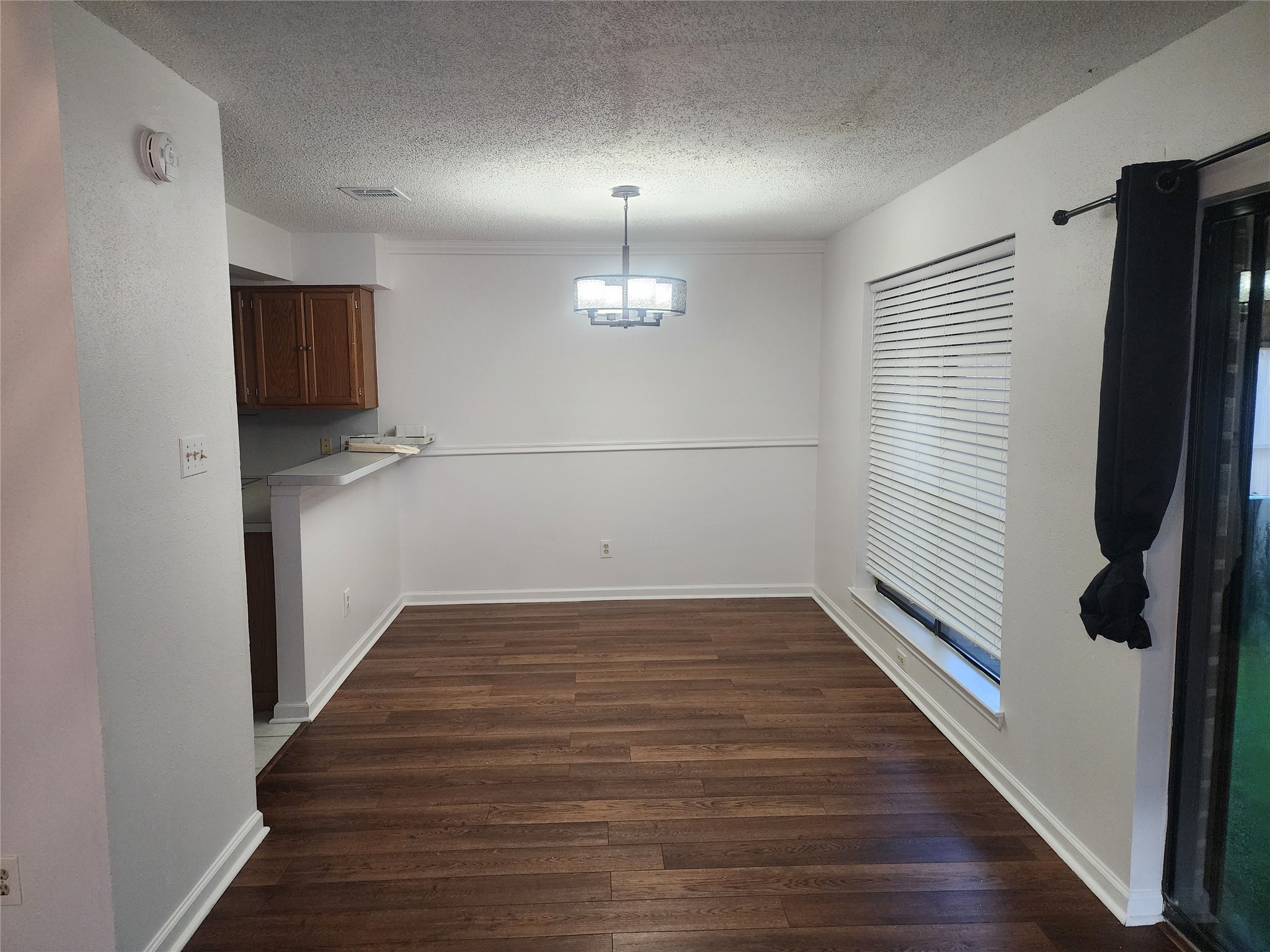 8239 Viny Ridge Drive Houston, TX 77083 - Photo 4 of 10