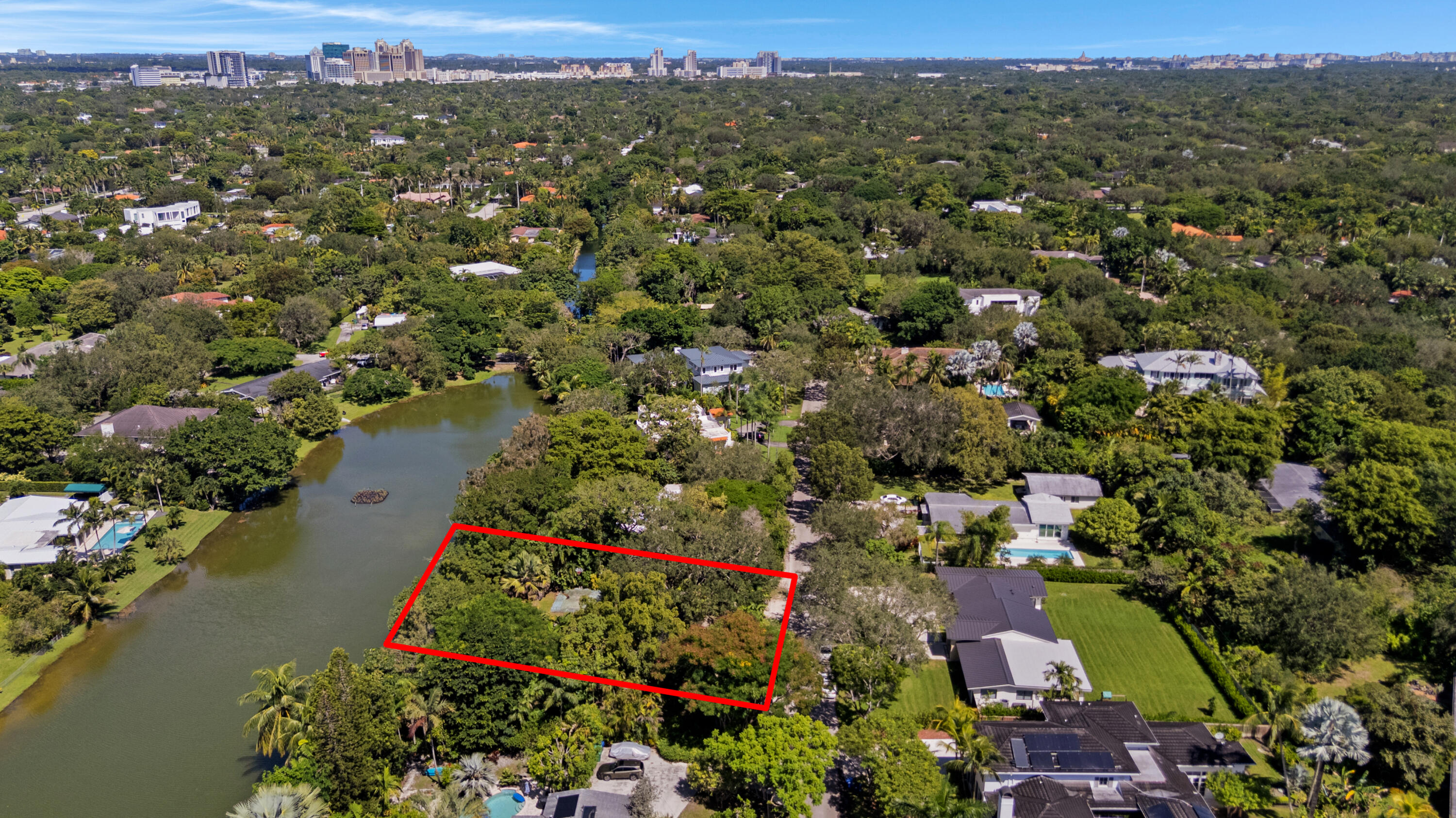 11620 Southwest 69th Court Pinecrest, FL 33156 - Photo 4 of 16 4
